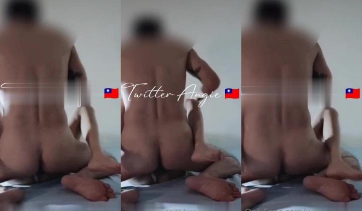淫荡小仙女『Angie』最新资源更新 高挑身材超高颜值 外人眼中的女神私下就是一只欠操的骚母狗