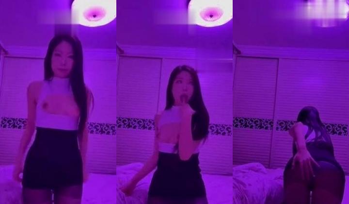 超美阿黑颜女神原档泄密，标准的一个眼镜婊，大眼睛萌妹，反差感，淫荡的表情挑逗极了