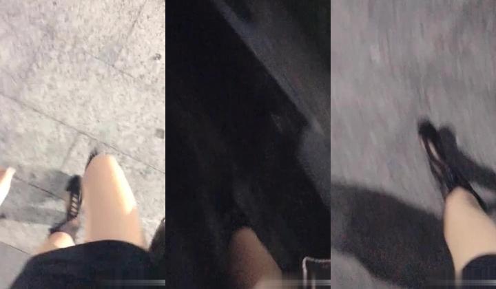 【露出勾引】【你好迷人】户外勾引主播直播回放，户外勾引陌生人，厕所打炮，户外露出自慰