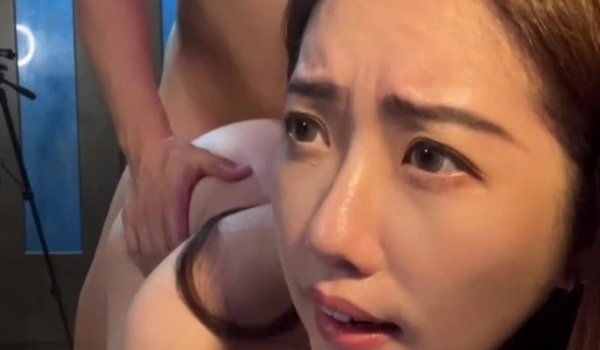 台湾大屌泡良大神约炮网黄色情演员「汉生」专约高质量良家、AV女优、网黄，多人淫趴