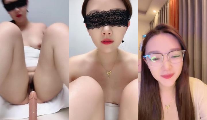 颜值嫩妹【萝莉叭嗦】，眼镜一戴我最骚，喜欢爆菊花，大尺度掰穴自慰，极品大长腿