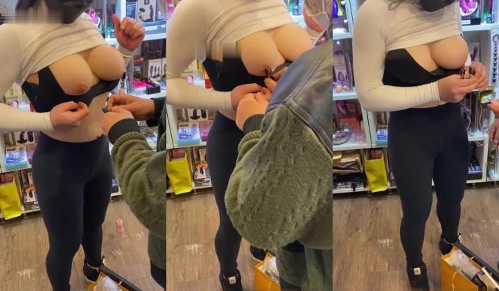 巨乳翘臀撸铁健身女神bundang收费不雅自拍视频 淫荡至极没实力的肉棒满足不了她