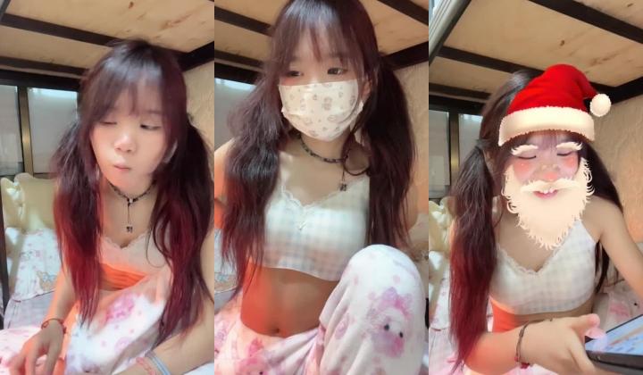 ️在校大学生【冻死小呆】下海赚学费，嫩乳嫩穴宿舍各种展示