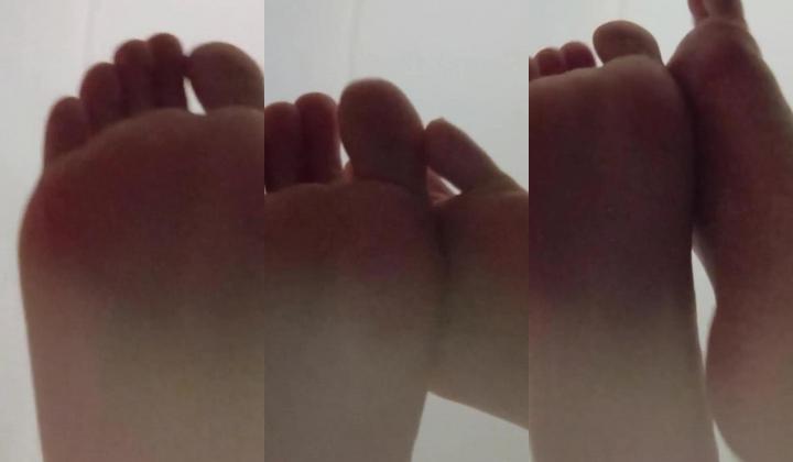 推特人气小情侣【辞酱】黄毛萝莉，原创会员群福利，完美露脸，蜜桃臀少女好身材，被男友无套狂干不止