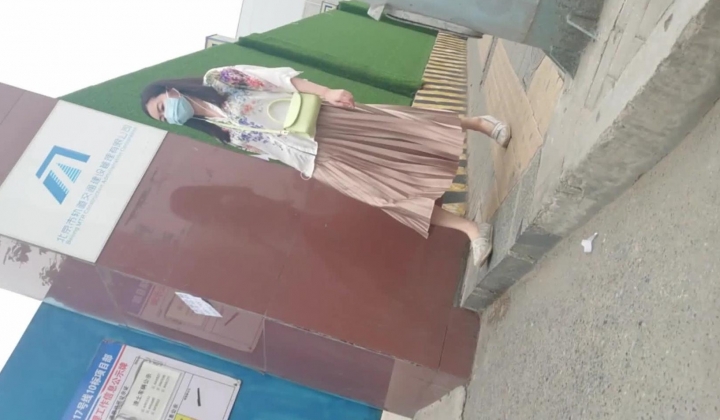长裙丁内极品小妹