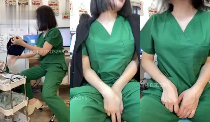 ️公共场所露出博主 气质骚浪医生【clinicsexy】值班室 公共场所 跳蛋发骚扣穴露奶