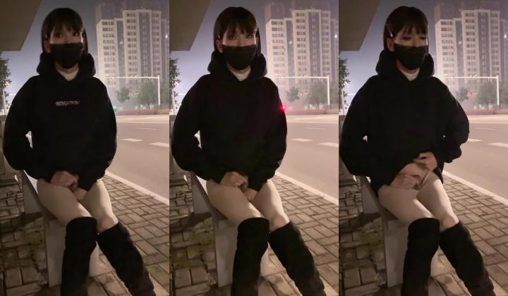 自慰男娘edan 蛋爷日常的自慰活动 新作品升级了 往自己脸上和嘴里射了 简直牛逼到家了