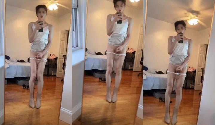 推特男娘 EliaBlaineCD小薰 一个喜欢玩露出的漂亮TS 各种变装show 穿上女装在食