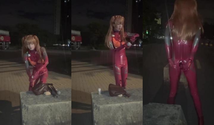 圣诞狂欢 鸡鸡子 国产极品人气TS，又清纯又狂野，攻守兼备反差感拉满，线下约会据说已经排到明年