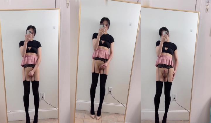 推特男娘 EliaBlaineCD小薰 一个喜欢玩露出的漂亮TS 各种变装show 穿上女装在食