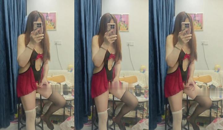 精品广州00后年的小男娘 爱吃辣的杺楠 超爱cos服和汉服 这大胸穿上汉服 情趣一下子就上来了