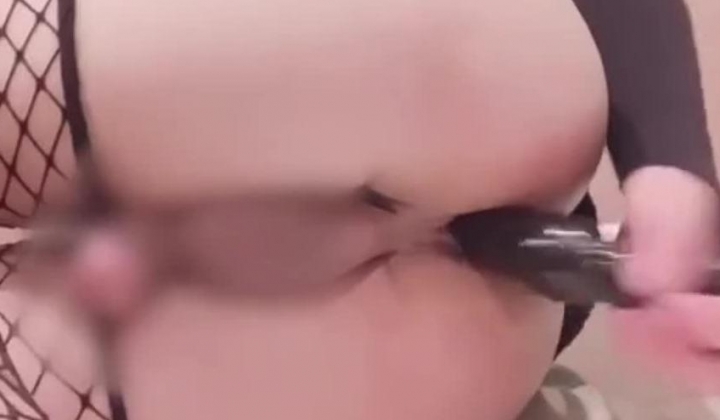 推特11万粉人气男娘 月希flasher012012 愿称之为男娘楷模 能把后门开发成逼的形状的