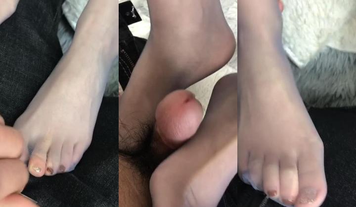 最新重磅！易直播【潜水鲸鱼】大尺度约炮足交被操第二弹