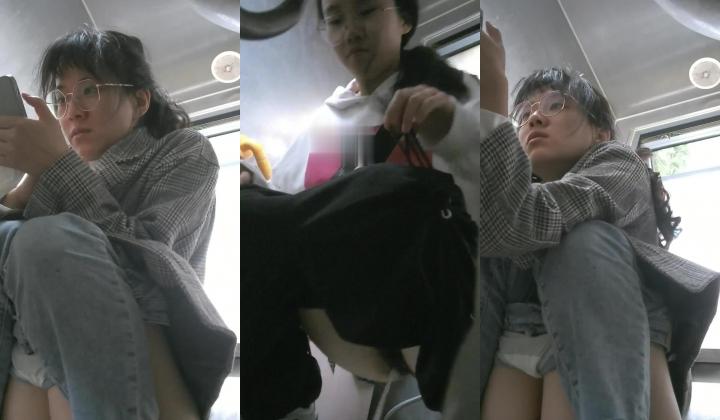 师范学院附近女厕偷拍 几个学妹尿尿逼逼挺粉嫩的婴儿肥学妹性感的小肚腩