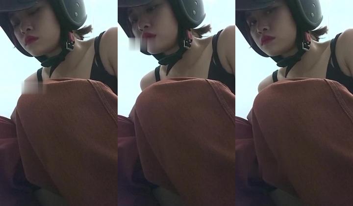 地铁女厕真实偸拍，络绎不绝的年轻小姐姐方便，赏脸赏逼，形态各异