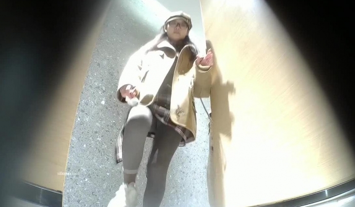 夜总会女厕 高清前景偷拍逼毛刮得很干净学生制服肉丝小姐姐