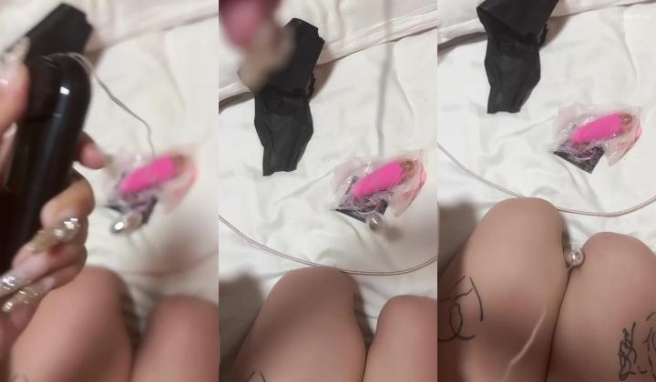最新快手泄密！大奶精神小妹【就叫小艺】脸穴同框性爱XO掰穴自慰喷水