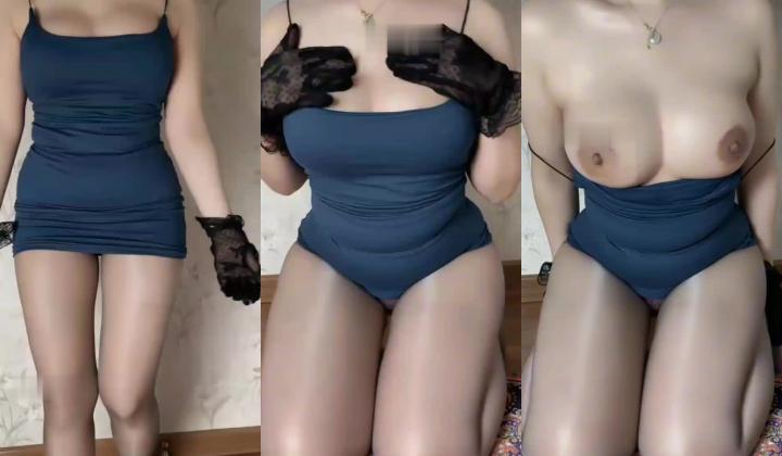 22万粉高颜值短发御姐【猫猫超奶思】定制福利，漏点自慰，毛多奶大超反差