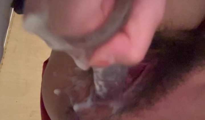 高爆撸点脸穴同框定制，又嫩又反差福利姬【朵朵】裸舞阿黑颜自慰喷水，看阴毛鉴定是小骚货