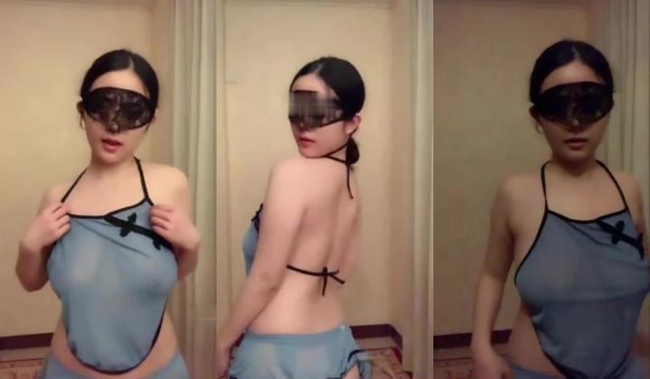抖音骚少妇【吃一口美女】木瓜奶，一对一视频定制，淫语诱惑