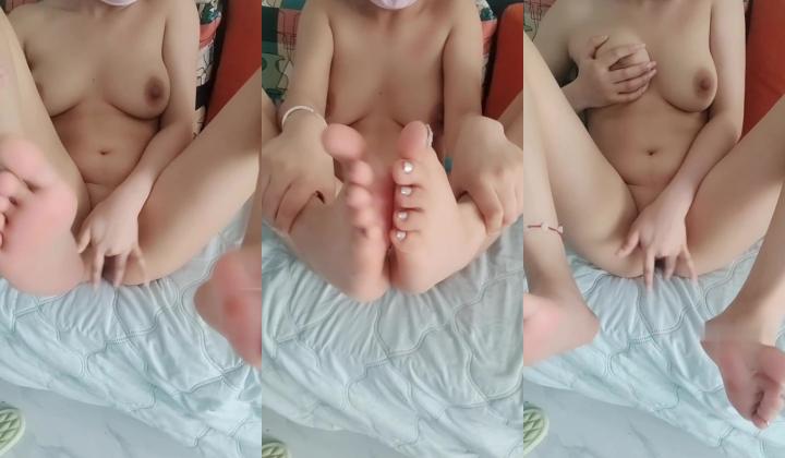 ️美腿美乳骚人妻【橘娘】最新VIP付费群作品，道具自慰边插边喷水