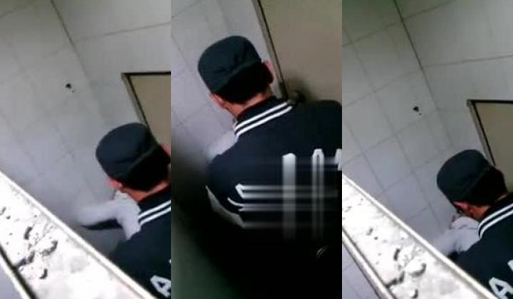 【极品稀缺 ️大开眼界】精彩公共场所啪啪被偷拍 ️最强刺激性爱甄选 ️网吧做爱 户外车震 公厕跪
