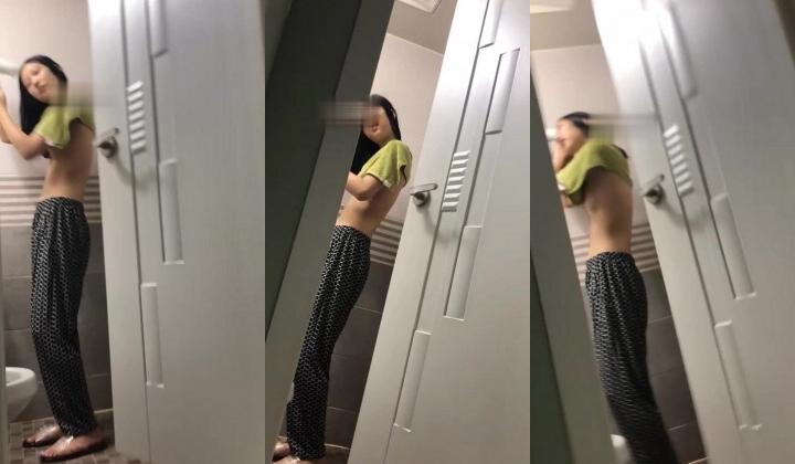 【泄密】最新泄密情侣自拍流出，极品女生颜射吃精