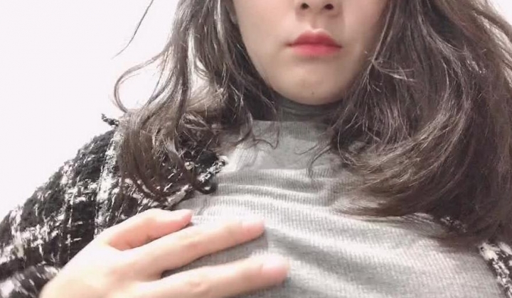 高颜清纯E奶肥臀靓妹石高慧不雅私拍 可惜了被个纹身长毛变态猪各种蹂