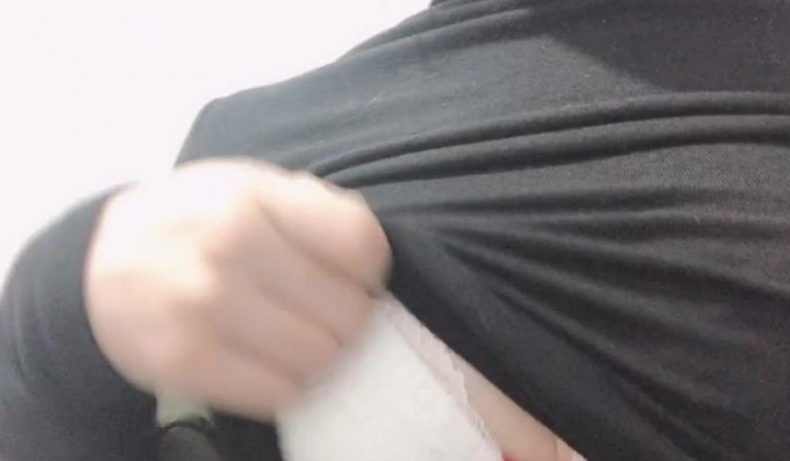 高颜清纯E奶肥臀靓妹石高慧不雅私拍 可惜了被个纹身长毛变态猪各种蹂