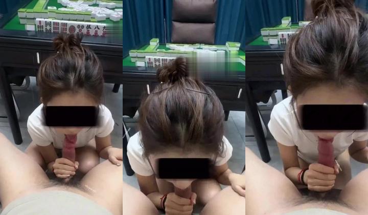 约炮大神，【阿曼达】，VIP付费福利，泄密多位极品妹子福利，麻将桌前操牌友，3P别人的老婆偷情