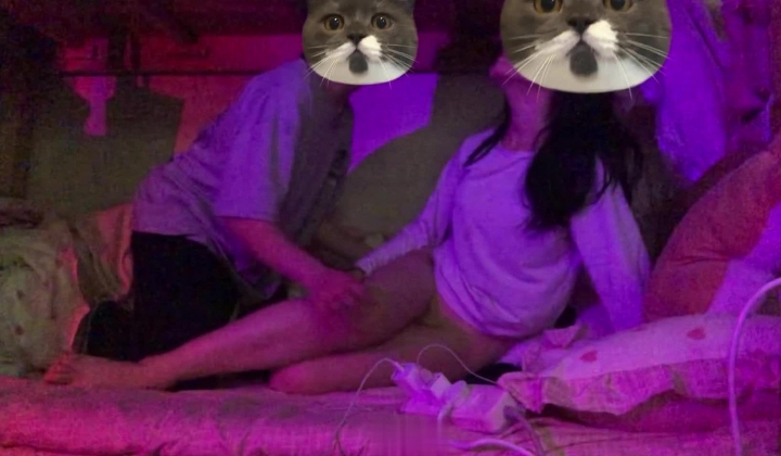 【百合预警】大一学妹S和男朋友T的恋爱日常+舌吻+做爱