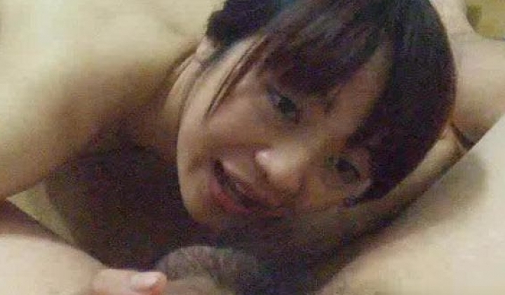 《台湾情侣泄密》刚刚毕业的学生妹和男友之间的同居生活被渣男曝光