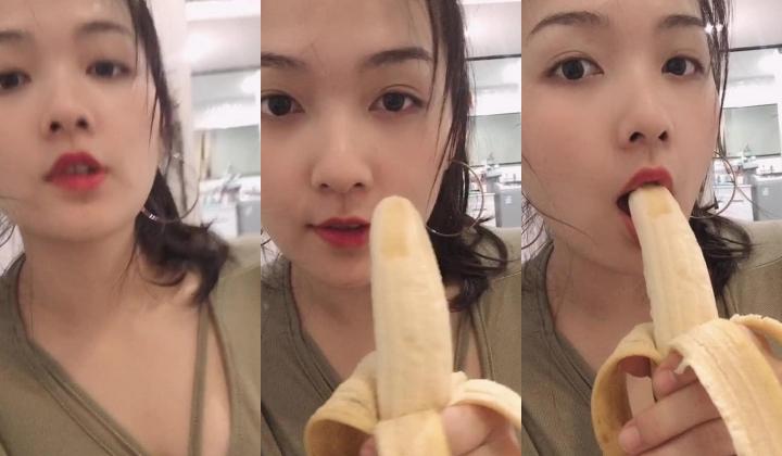 高颜清纯E奶肥臀靓妹石高慧不雅私拍 可惜了被个纹身长毛变态猪各种蹂