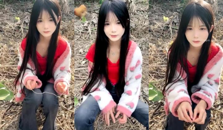 年末贺岁片农村小学妹~【07水嫩宝宝】大姨妈时期跟同村小伙玩车内口爆 2场 1场50岁大叔啪啪内