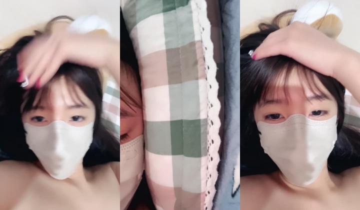 店长推荐【18岁女孩】4个含苞怒放的小女孩集体裸聊 粉嫩美乳 大长腿翘臀 个个逼逼粉嫩