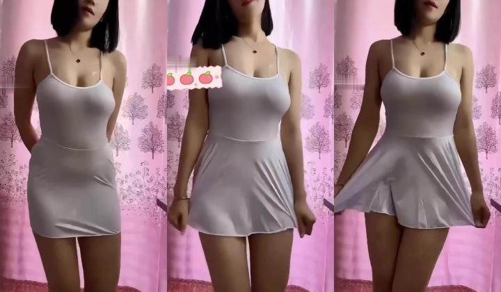 快手颜值少妇【媛猫儿】极品御姐榨精小鲜肉，好身材大长腿，足交圣体，逼肥奶圆