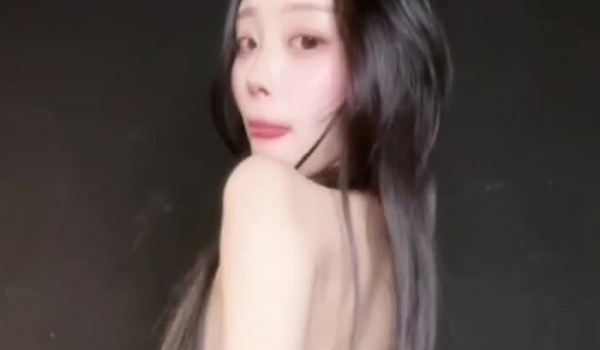 ️韩国极品女团热舞网红釜山美元-曾伊mllnjx热舞自慰福利