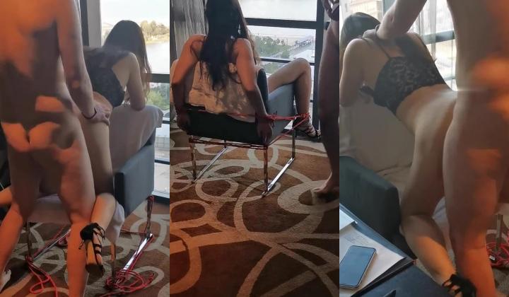 绿帽极品淫妻【南山南】人妻窗前调教