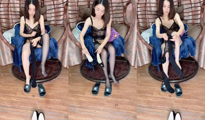 快手极品少妇【素素吖】私拍定制大尺度啪啪自慰 被眼镜大叔猛操