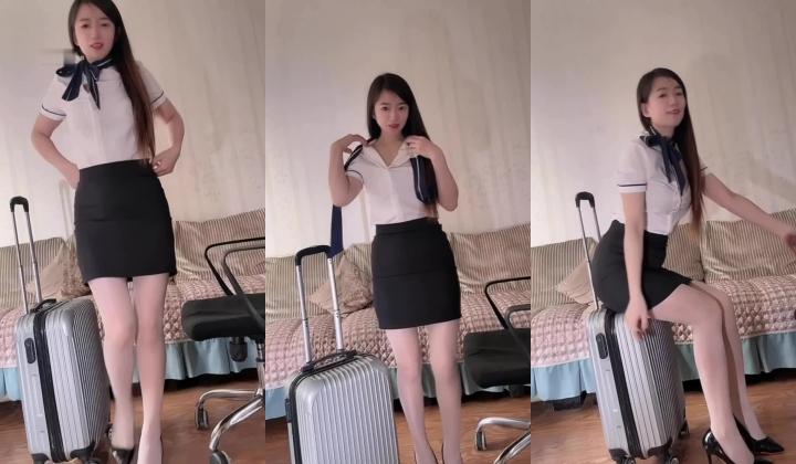 【快手泄密】吉林小少妇，身材高挑175。【紫薇姐姐】，旗袍美女，大长腿又白又直，粉穴特写直接喷鼻