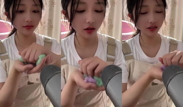 【快手反差婊最新泄密】，40万粉丝，【桃子】，榜一大哥才能看的内容，黑乎乎的阴毛掰开桃花洞，小美