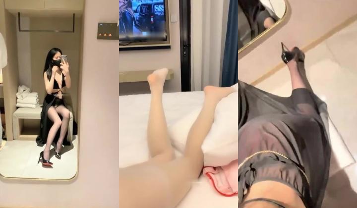 抖音网红下海【1元1吨】长腿高跟丝袜，无套内射，身材爆好 极品蜜臀 黑丝白丝交替，一共操了三次
