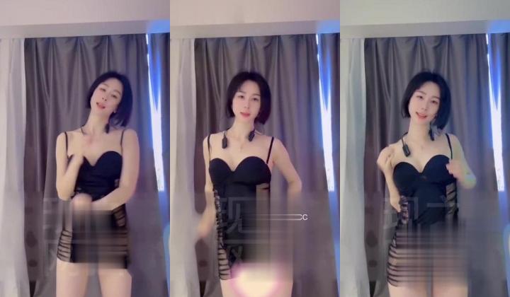 【抖音泄密】，反差大学生【冰糖炖橙子】，顶级颜值身材 一对一自慰+露点最大尺度