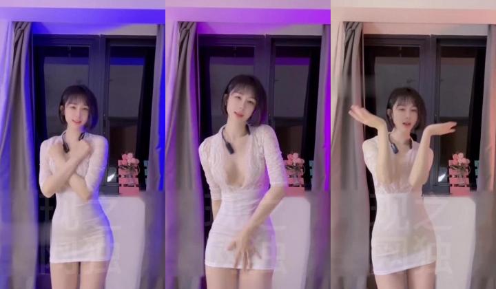 【抖音泄密】，反差大学生【冰糖炖橙子】，顶级颜值身材 一对一自慰+露点最大尺度