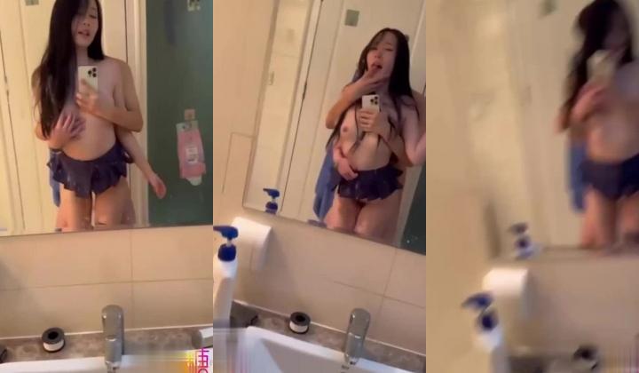 【骚逼NO.1】清纯母狗女友口爆吞精，反差骚穴，逼脸同框，骚逼排行NO.1主动要求拍视频今天的精