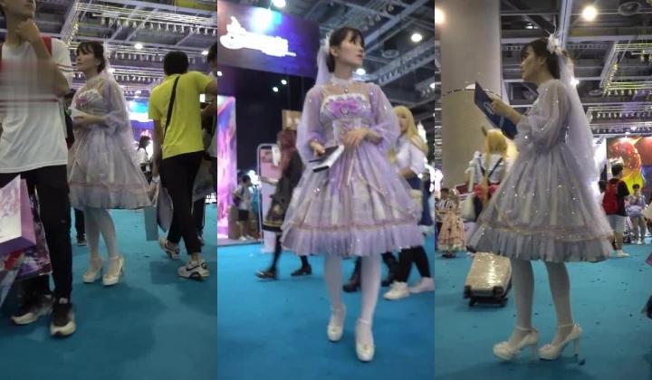 『樱之舞』漫展CD抄底偷拍Cos小姐姐系列