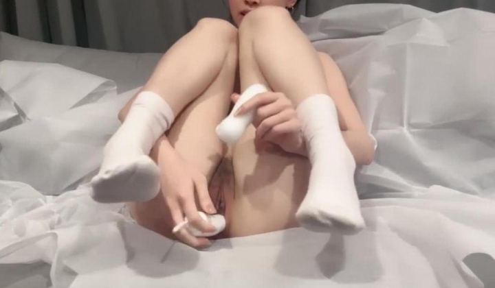 新人清纯校花下海 极品美脚【抽象人才】M腿大屁股 粉嫩逼逼 道具自慰 狂喷水