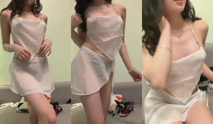 ️极品反差【meimei_x】眼镜反差勾引的神 极品眼镜学生妹情趣套装清纯面容淫荡反差