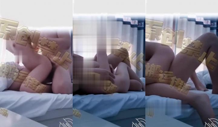 【最强 ️乱伦鬼父】海角老淫 去姥姥家路上在小旅馆与萝莉女儿缠绵 婀娜身材玲珑蜜乳 后入超淫娇喘
