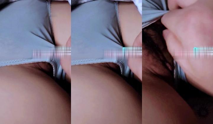 极品乱伦姨侄恋【小姨妈】风韵知性女人味，喜欢我的小姨，各种玩肏肛交，当着孩子面也能搞